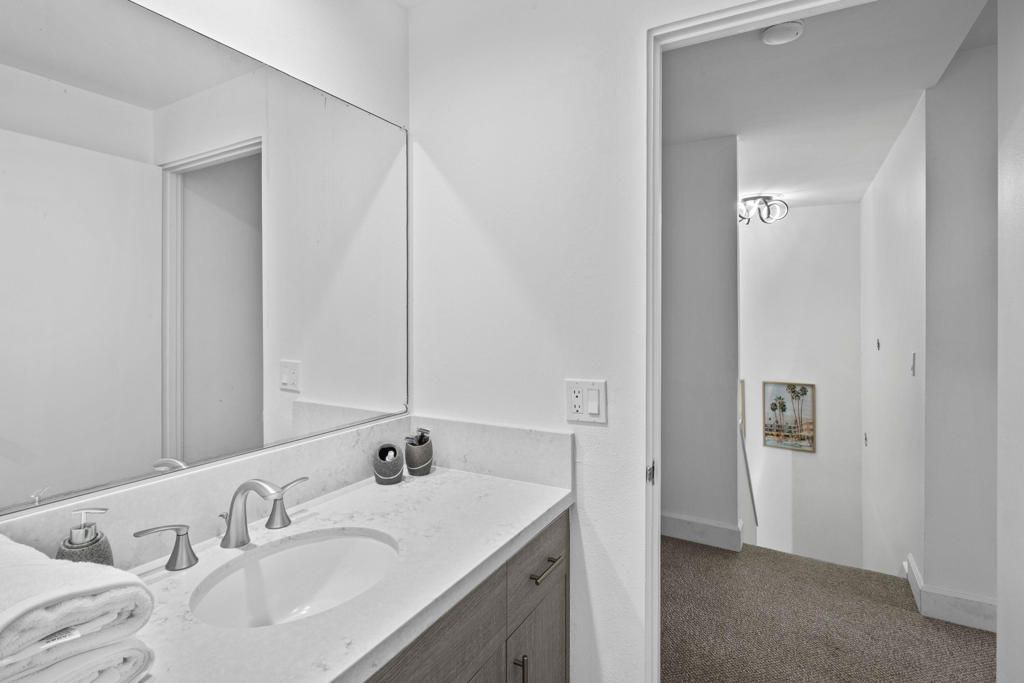 Image 27 of property listing at 78130 Cortez Lane 56, Indian Wells, CA 92210