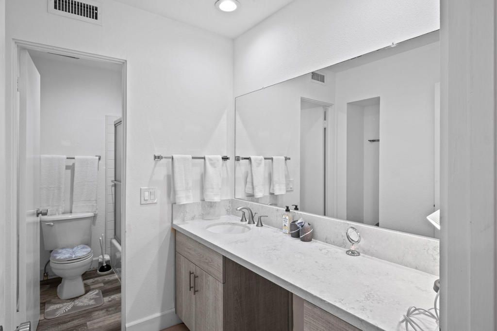 Image 7 of property listing at 78130 Cortez Lane 56, Indian Wells, CA 92210