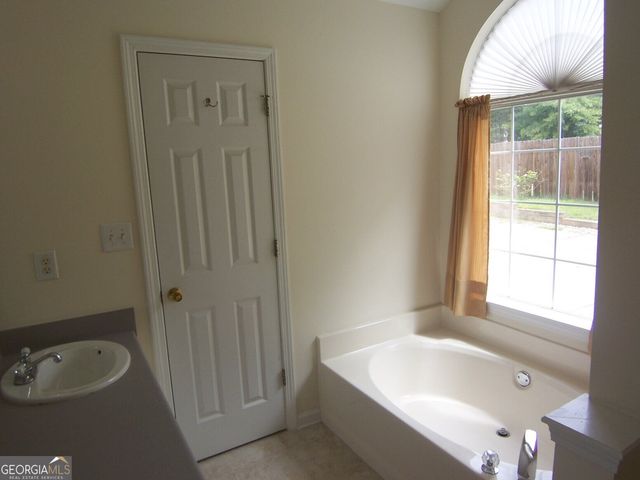 236 Major Road, Sharpsburg, GA 30277