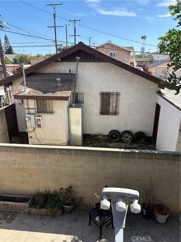 1045 E New York, Long Beach, CA 90813