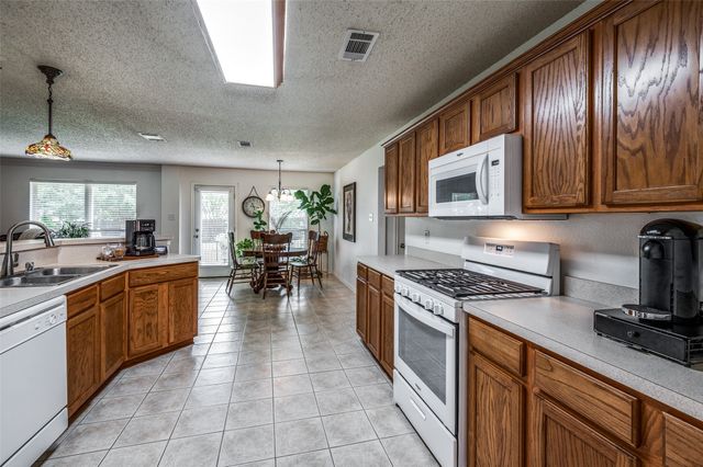 8606 Scooner Street, Rowlett, TX 75089