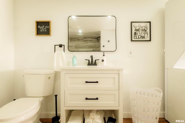 1012 E PARIS Avenue, Peoria Heights, IL 61616