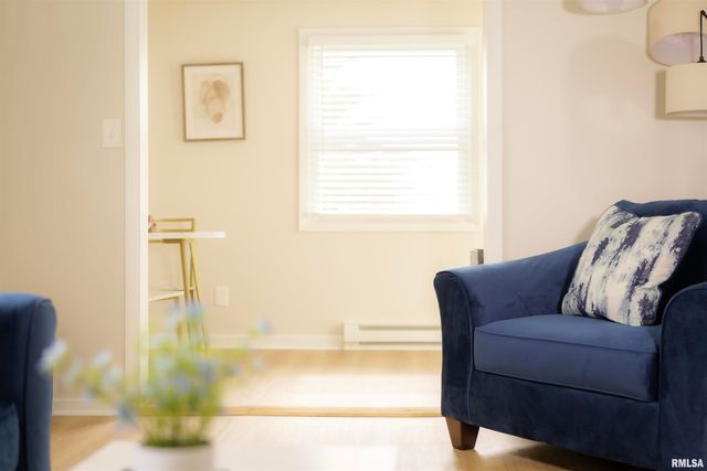 1012 E PARIS Avenue, Peoria Heights, IL 61616