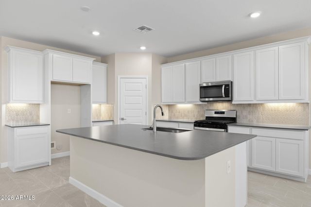 17648 W BROWN Street, Waddell, AZ 85355