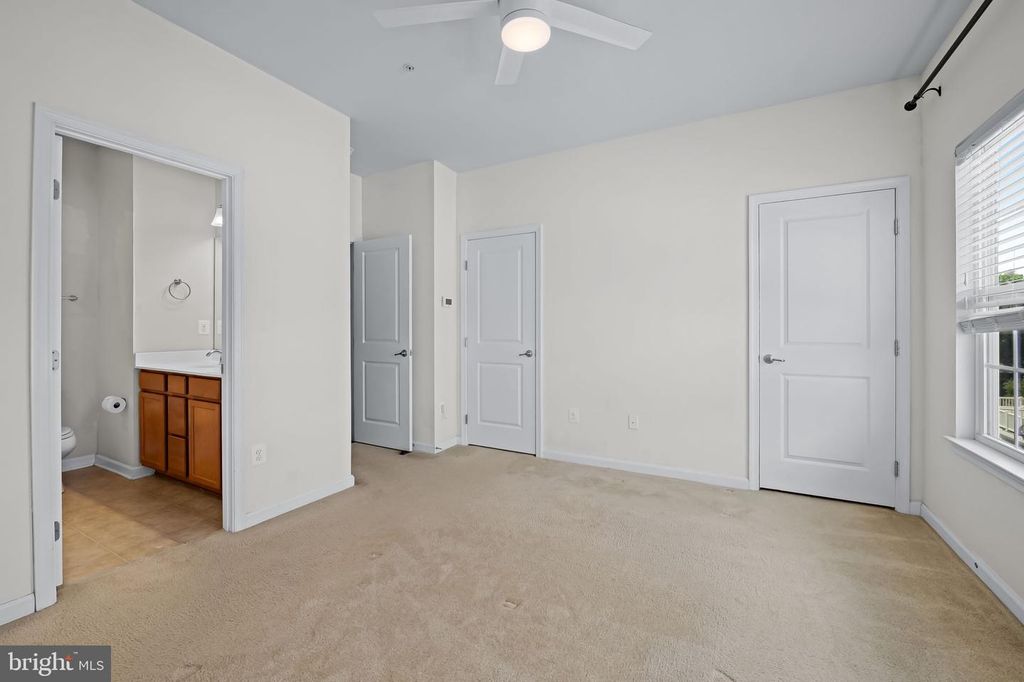 Image 22 of property listing at 722 S MACON ST, Baltimore, MD 21224