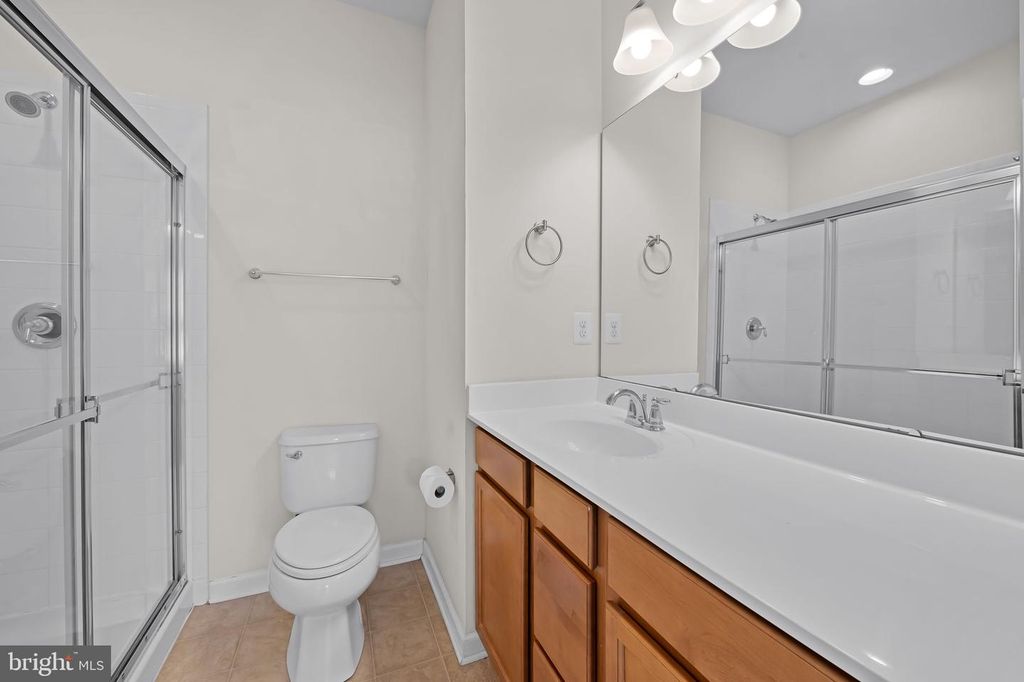 Image 24 of property listing at 722 S MACON ST, Baltimore, MD 21224