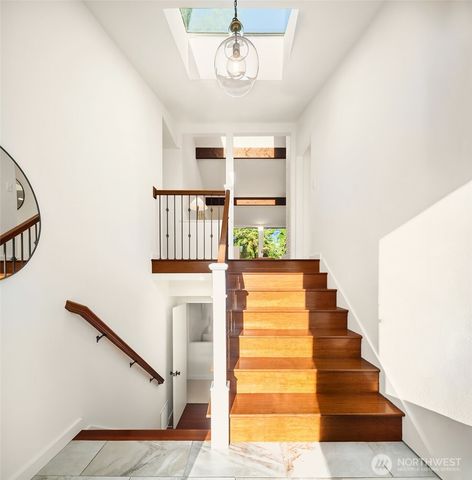 20213 84th Place W, Edmonds, WA 98026