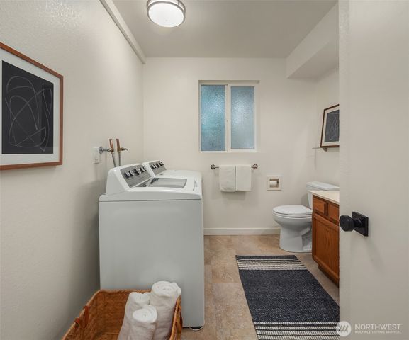 20213 84th Place W, Edmonds, WA 98026