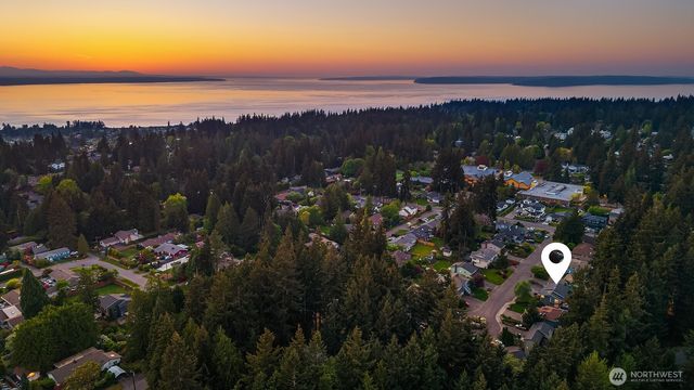 20213 84th Place W, Edmonds, WA 98026