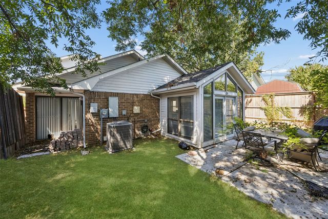 2108 Rose Cliff Lane, Carrollton, TX 75007