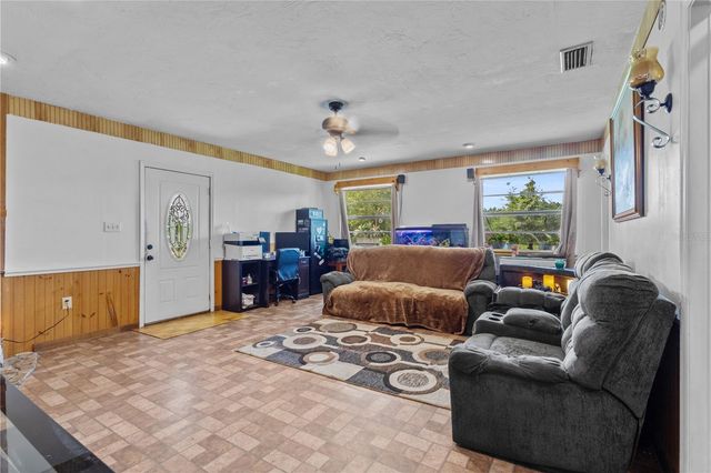 17250 NW 26TH COURT, Trenton, FL 32693