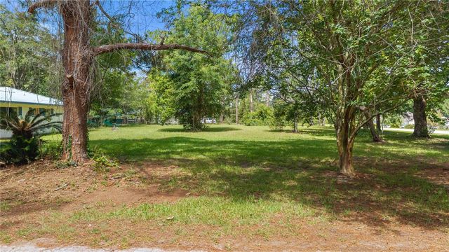 17250 NW 26TH COURT, Trenton, FL 32693