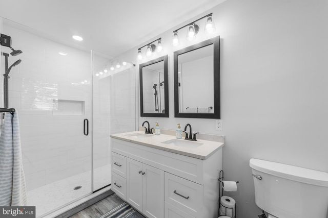 19 ACKER DRIVE, Middletown, NJ 07748