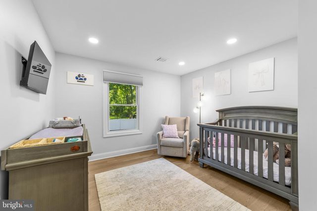 19 ACKER DRIVE, Middletown, NJ 07748