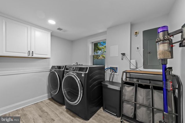 19 ACKER DRIVE, Middletown, NJ 07748