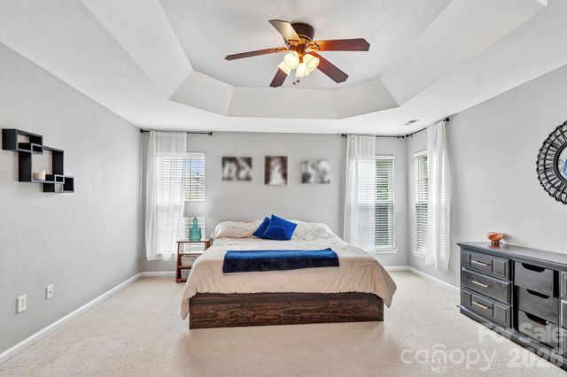 1038 Pepperwood Place, Lake Wylie, SC 29710