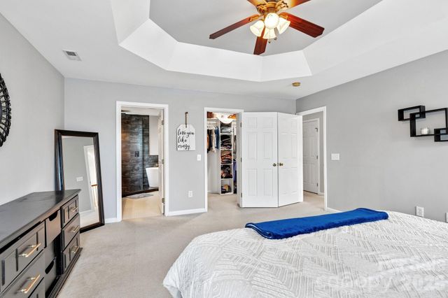 1038 Pepperwood Place, Lake Wylie, SC 29710