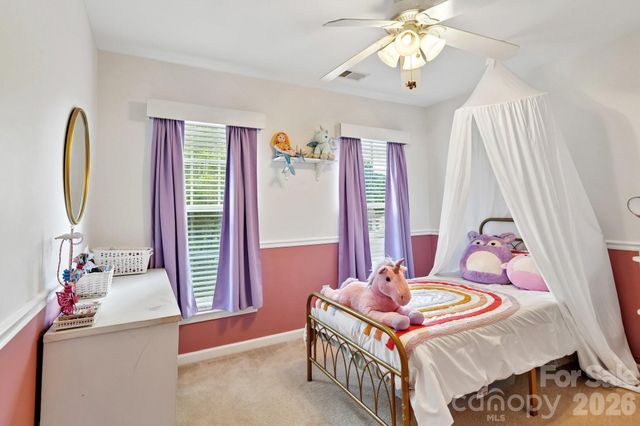 1038 Pepperwood Place, Lake Wylie, SC 29710