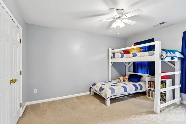 1038 Pepperwood Place, Lake Wylie, SC 29710