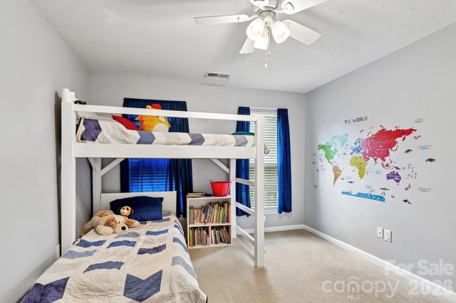 1038 Pepperwood Place, Lake Wylie, SC 29710