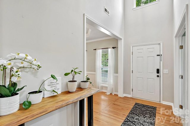1038 Pepperwood Place, Lake Wylie, SC 29710