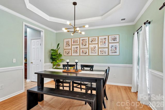 1038 Pepperwood Place, Lake Wylie, SC 29710