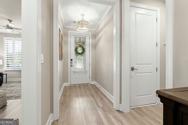 502 Hazelnut Drive, Peachtree City, GA 30269