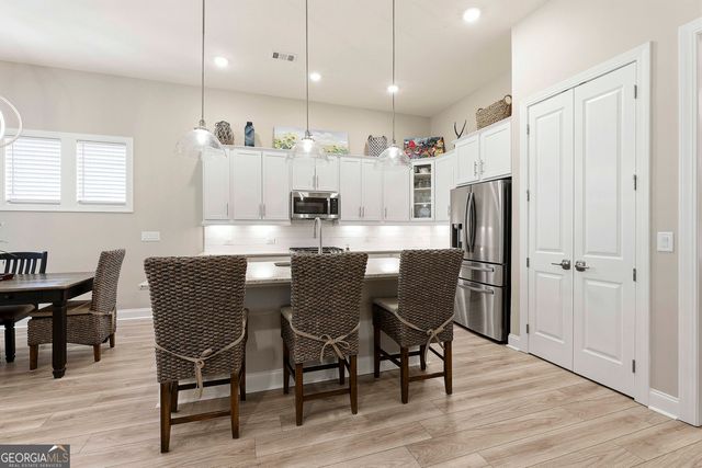 502 Hazelnut Drive, Peachtree City, GA 30269