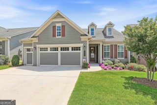 502 Hazelnut Drive, Peachtree City, GA 30269