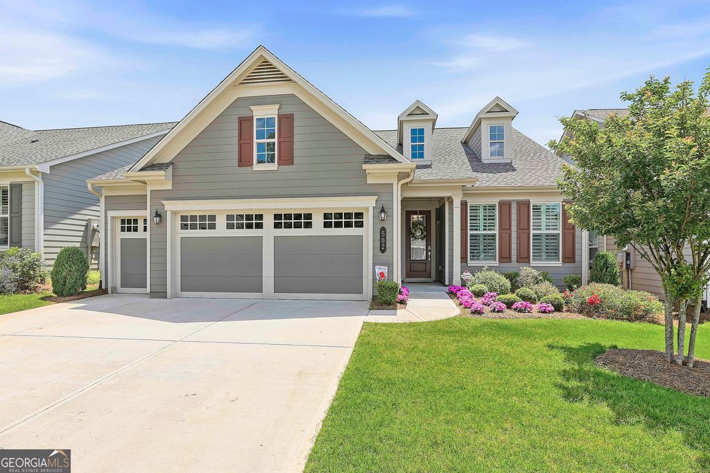 502 Hazelnut Drive, Peachtree City, GA 30269