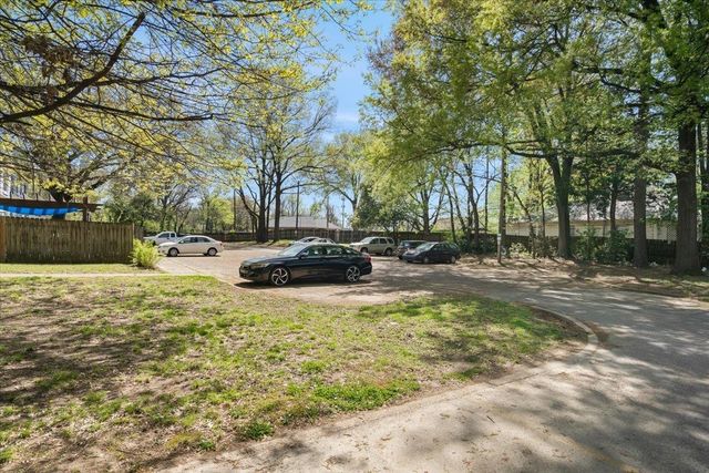 585 E PARKWAY PKY S # 34, Memphis, TN 38104