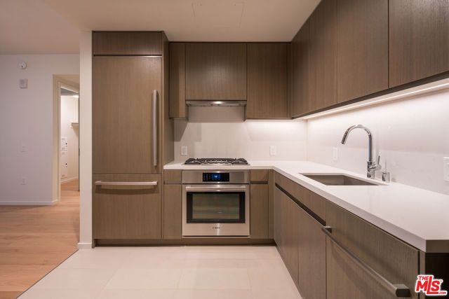 889 Francisco Street 3310, Los Angeles, CA 90017