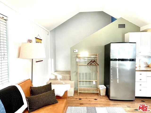 109 Muerdago Road, Topanga (los Angeles), CA 90290