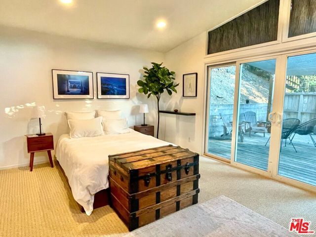 109 Muerdago Road, Topanga (los Angeles), CA 90290