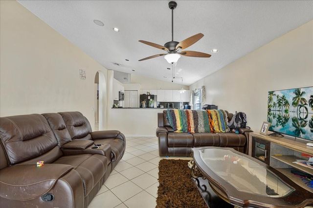 3787 Providence Rd, Boynton Beach, FL 33436