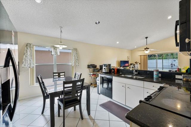 3787 Providence Rd, Boynton Beach, FL 33436
