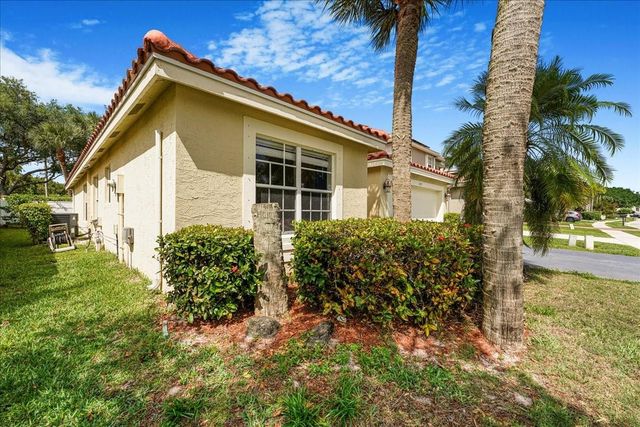 3787 Providence Rd, Boynton Beach, FL 33436