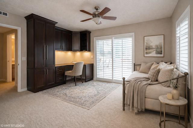 1479 N Milwaukee Avenue 101, Libertyville, IL 60048
