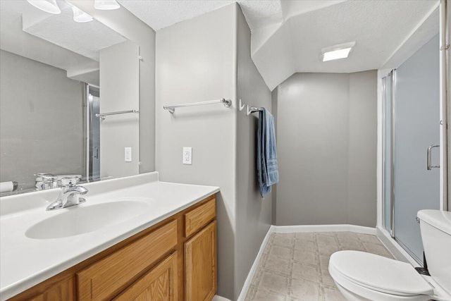 23 ARNOLD Avenue, Council Bluffs, IA 51503