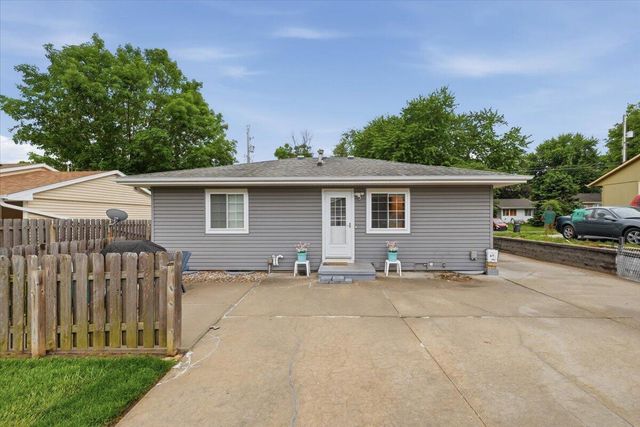 23 ARNOLD Avenue, Council Bluffs, IA 51503