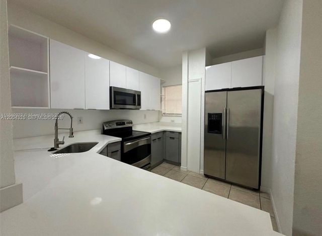 941 SW 6TH PL, Florida City, FL 33034