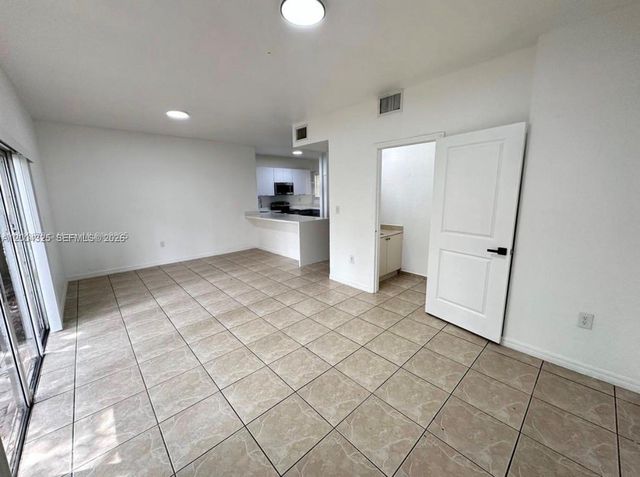 941 SW 6TH PL, Florida City, FL 33034