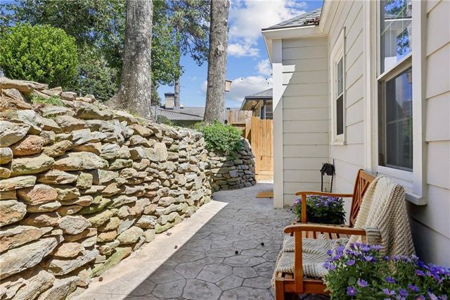 810 Martina Drive NE, Atlanta, GA 30305