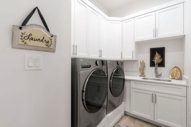 4516 Allen Court NW, Albuquerque, NM 87114