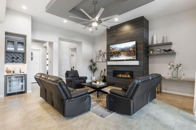 4516 Allen Court NW, Albuquerque, NM 87114