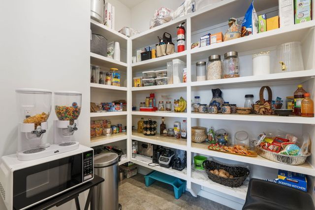 4516 Allen Court NW, Albuquerque, NM 87114