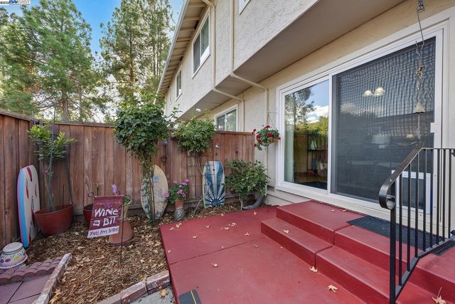 3734 Carrigan Cmn, Livermore, CA 94550