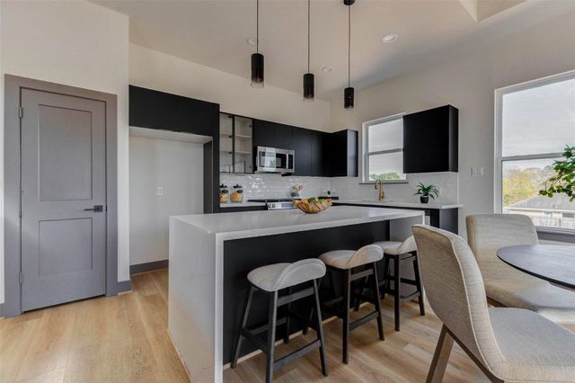 4803 Paula Street, Houston, TX 77033