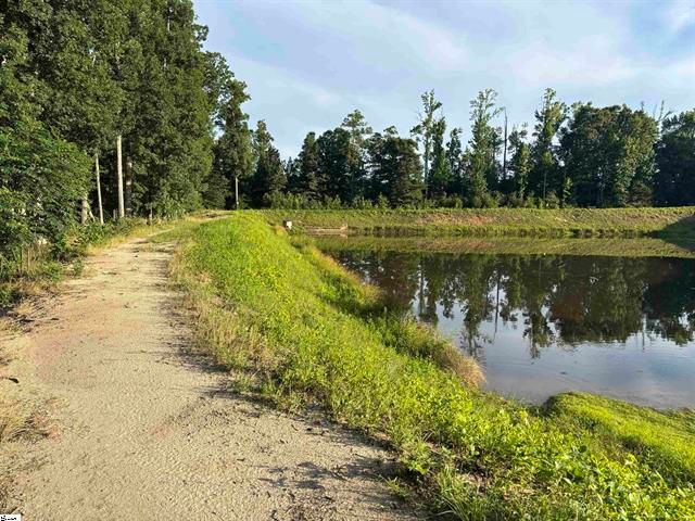 330 Belle Oaks Drive, Simpsonville, SC 29680