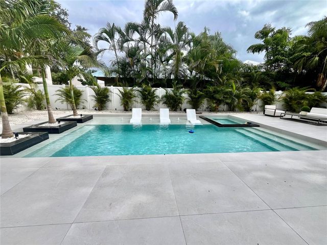 1640 WALDEMERE STREET, Sarasota, FL 34239